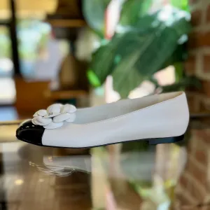 CHANEL White Camelia Cap Toe Ballet Flats SZ 40C