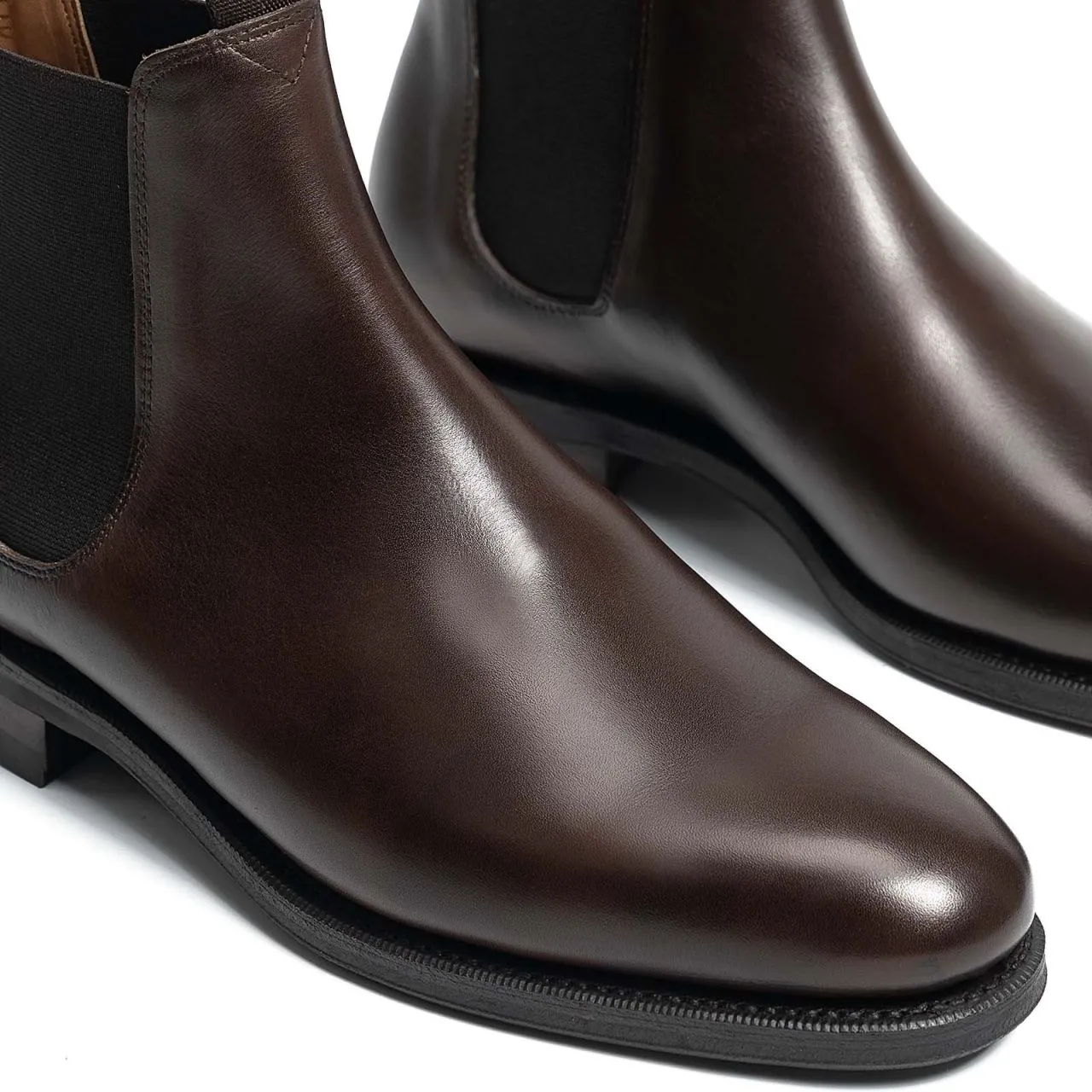 Hayes Modern Chelsea Leather Boot