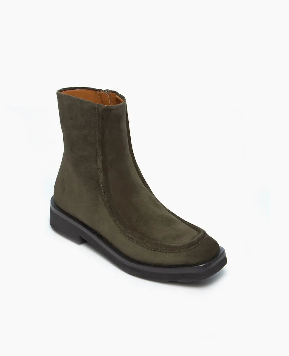 Light Boot