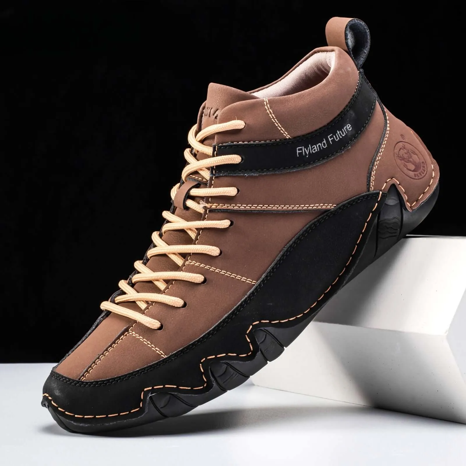 Men's Leather Athletic Sneakers with Wavy Grip Sole