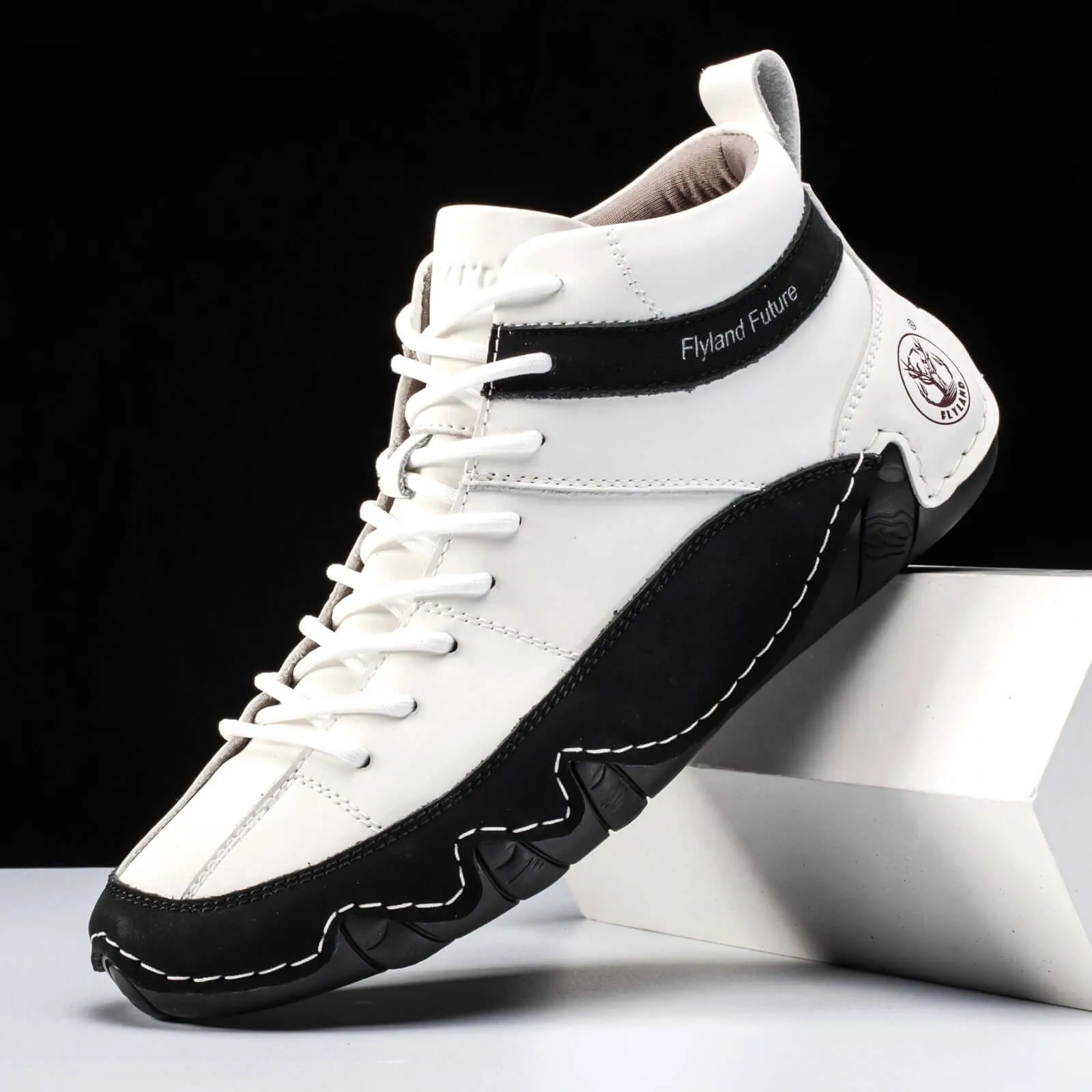 Men's Leather Athletic Sneakers with Wavy Grip Sole