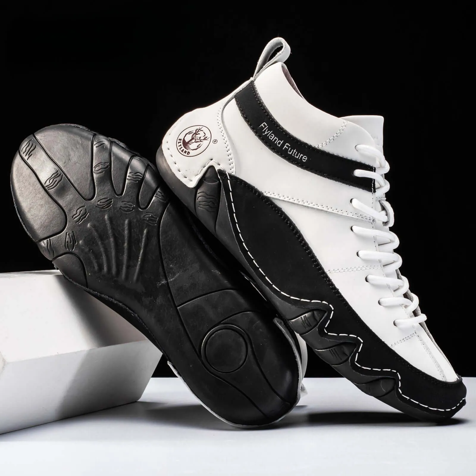 Men's Leather Athletic Sneakers with Wavy Grip Sole