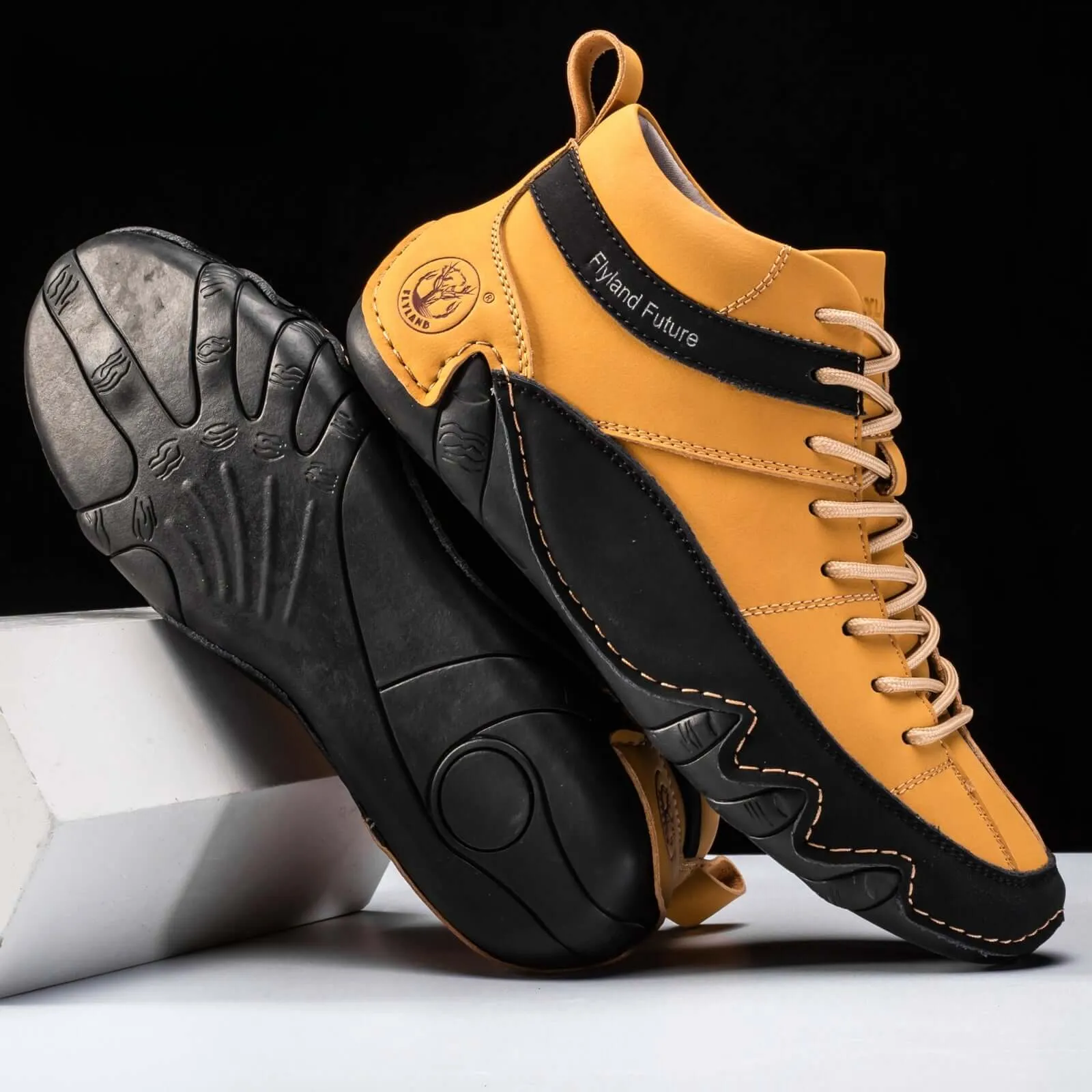 Men's Leather Athletic Sneakers with Wavy Grip Sole