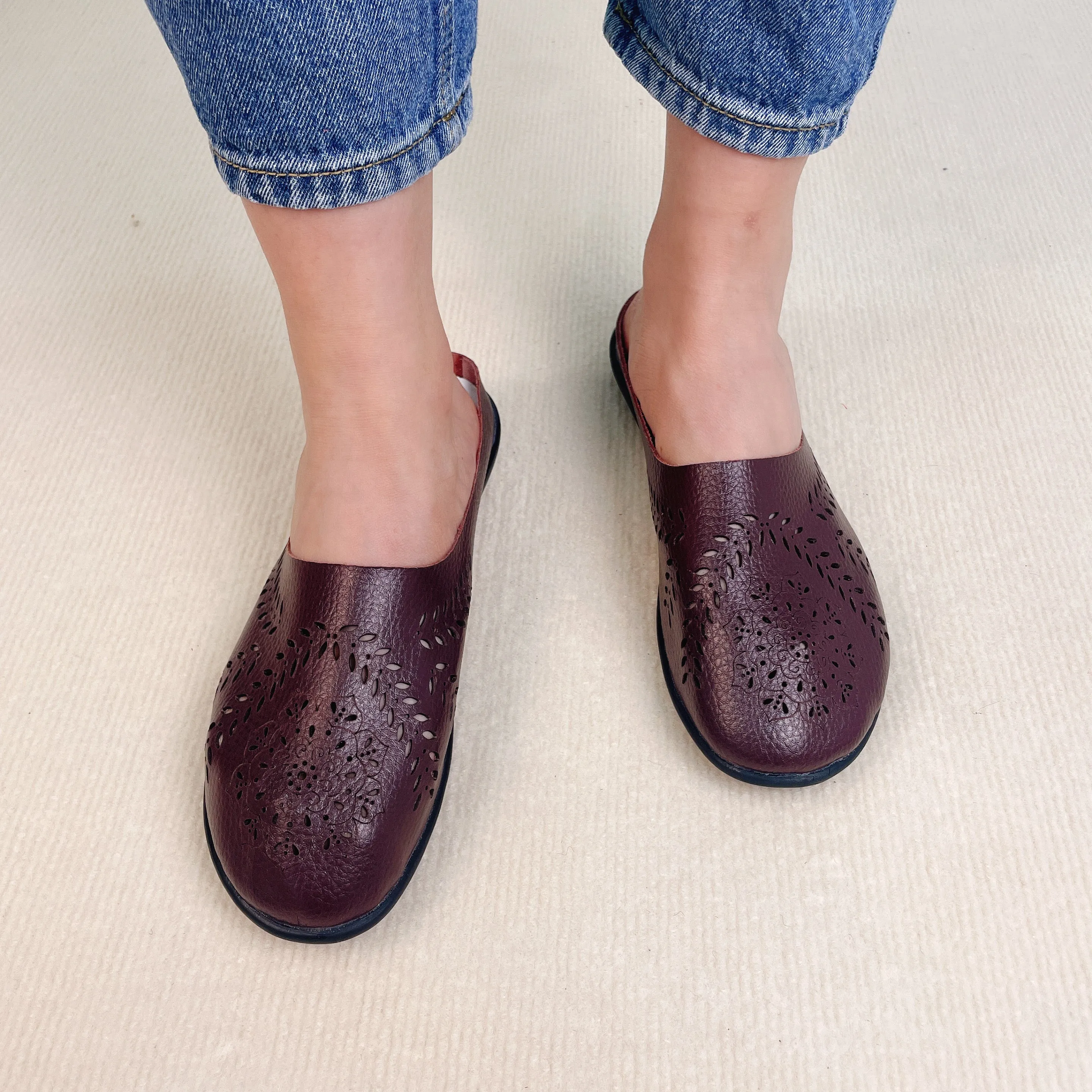 Nanccy Casual All-match Hollow Slippers