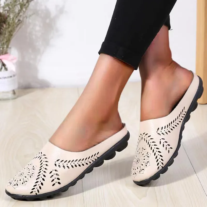 Nanccy Casual All-match Hollow Slippers