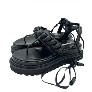 T-strappy Braided black leather sandals