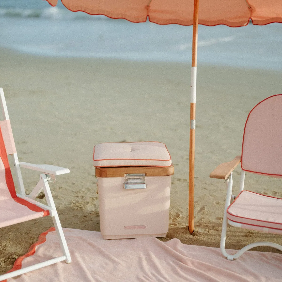 The Hemingway Cooler - Dusty Pink - 35 Quarts